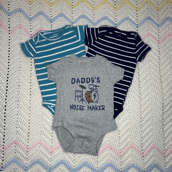 Carter's Onesies - Picture 1 of 8